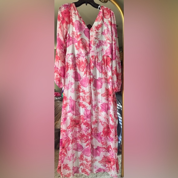 Floral Pink Maxi Dress - Picture 6 of 6